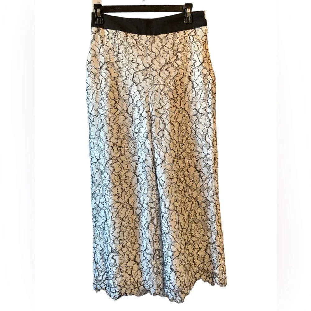 ⭐️⭐️Zara basics culottes ⭐️⭐️
BIN #7​